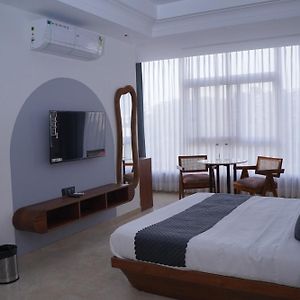 Chambre Budgétée Lit King-Size